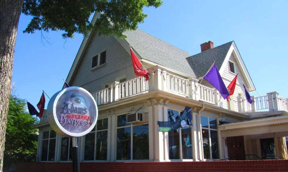 Adams Mystery Playhouse in Denver