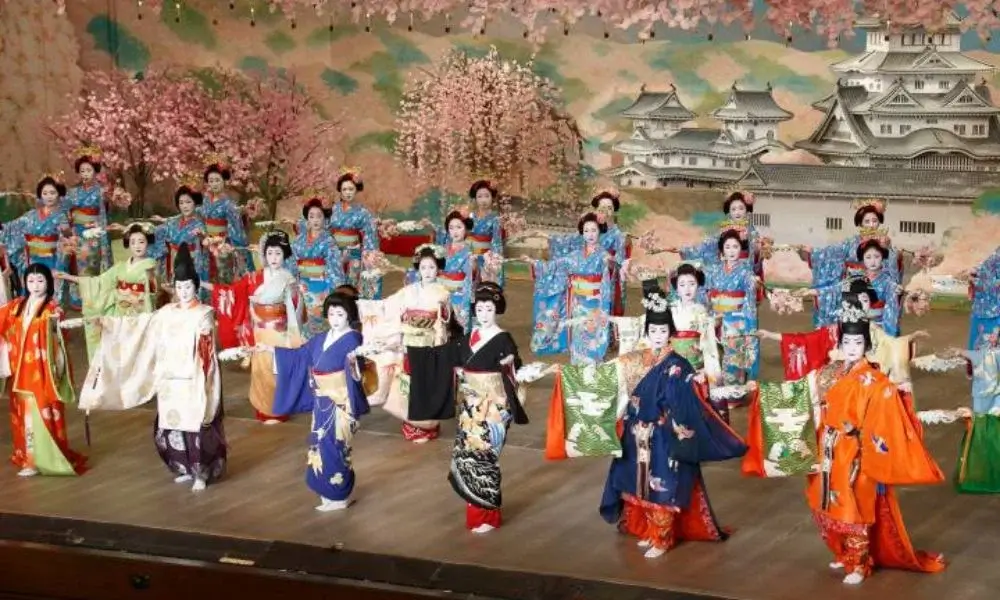 Geisha Dance in Kyoto